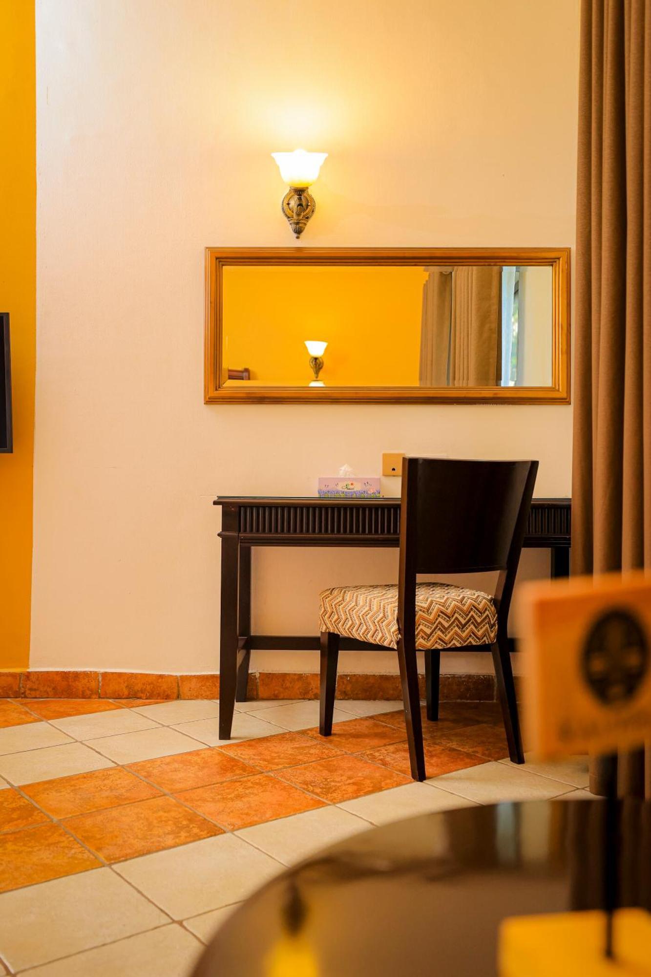 Colosseum Boutique Hotel & Spa Dar es Salaam Quarto foto